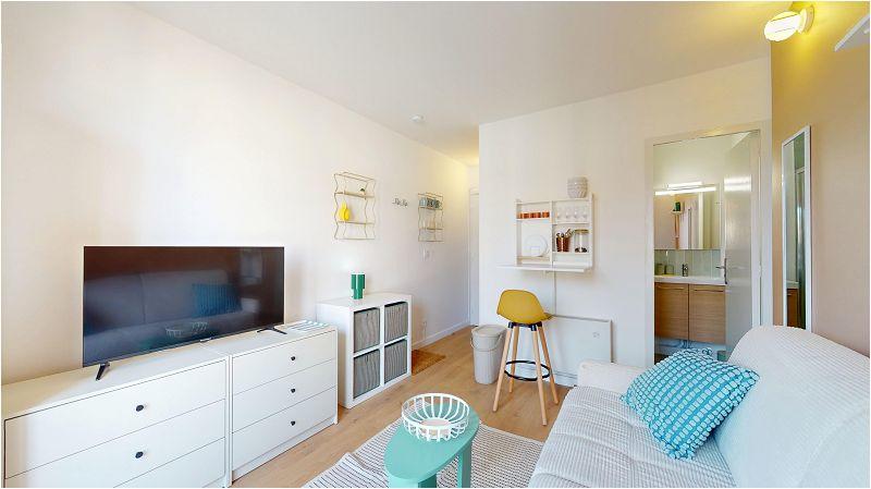 Studio - 15 m² - 1 pièce