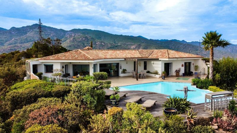 Appartement sur toit - 306 m² - 8 pièces