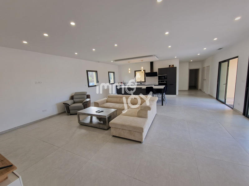 Maison - 149 m² - 5 pièces