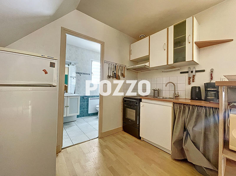 Maison - 180 m² - 8 pièces