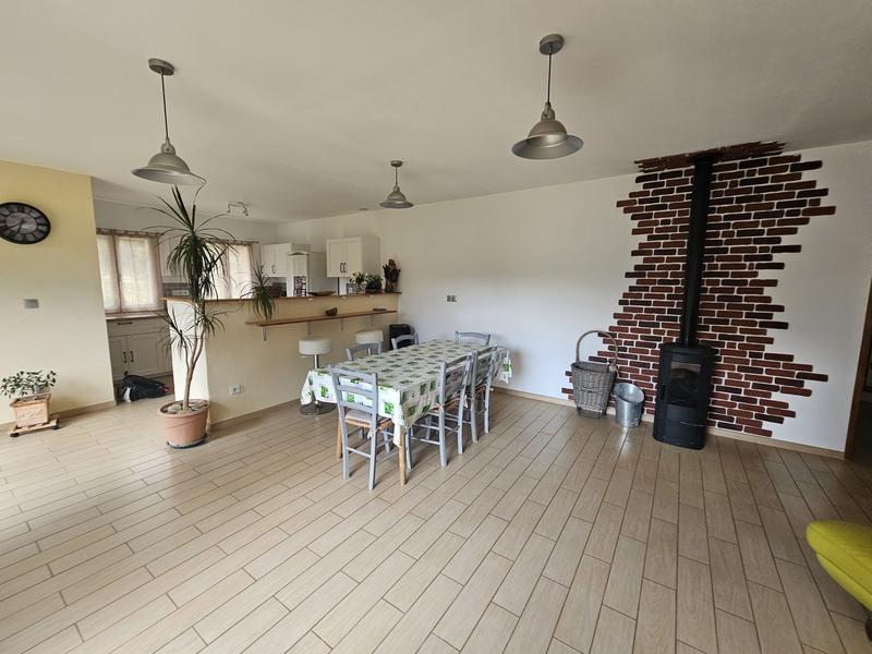 Villa - 104 m² - 4 pièces