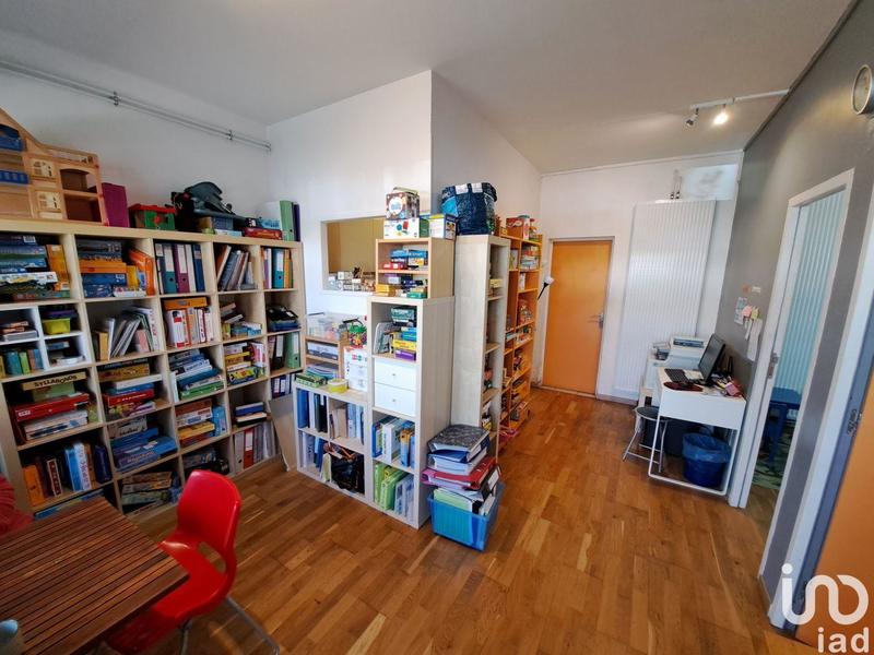 Local commercial - 64 m²