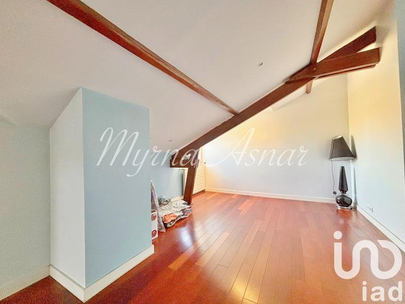 Maison - 295 m² - 8 pièces