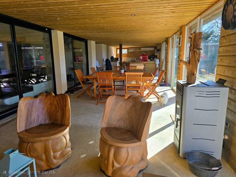 Maison - 340 m² - 11 pièces