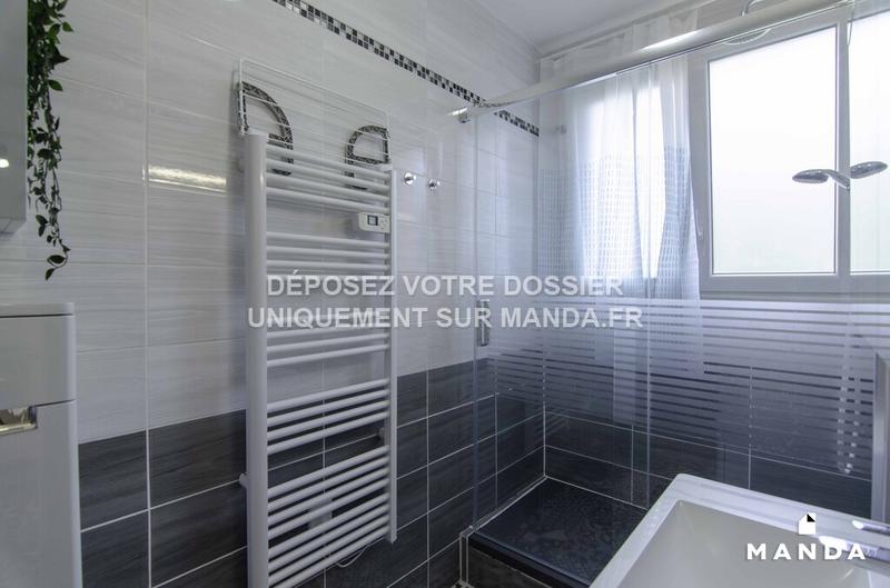 Chambre - 10 m² - 4 pièces