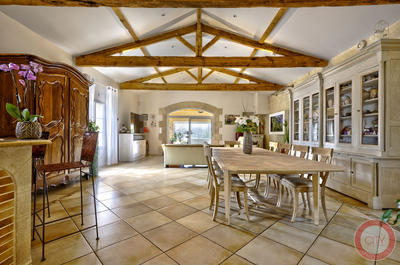 Maison ancienne - 247 m² - 6 pièces