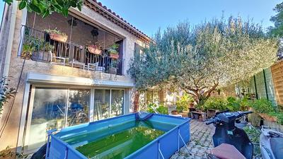 Villa - 97 m² - 4 pièces