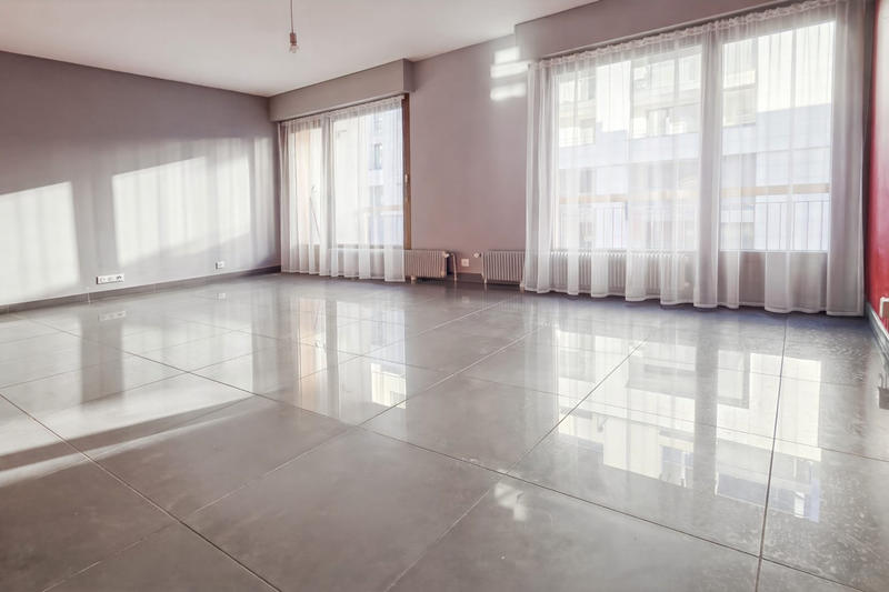 Appartement - 77 m² - 3 pièces