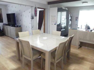 Maison - 95 m² - 6 pièces