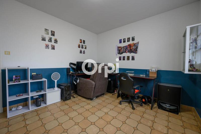 Maison - 140 m² - 5 pièces