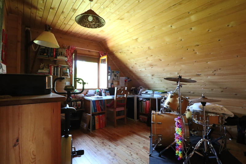 Châlet - 81 m² - 8 pièces