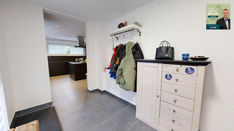 Maison - 250 m² - 7 pièces