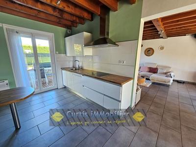 Maison - 92 m² - 4 pièces