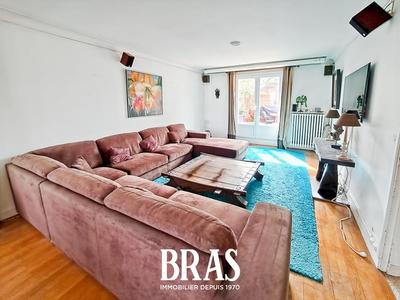 Appartement - 141 m² - 4 pièces