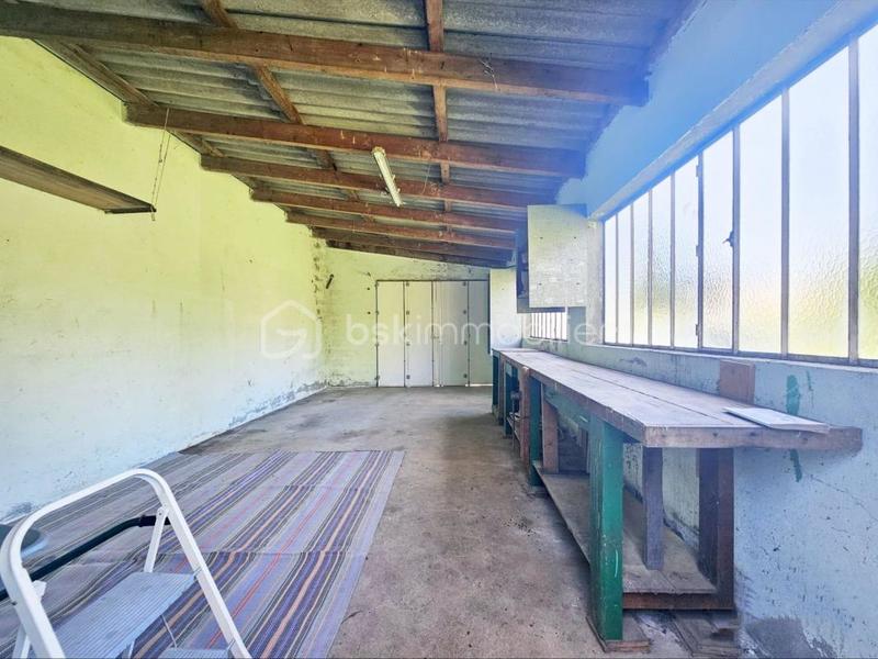 Maison traditionnelle - 95 m² - 4 pièces