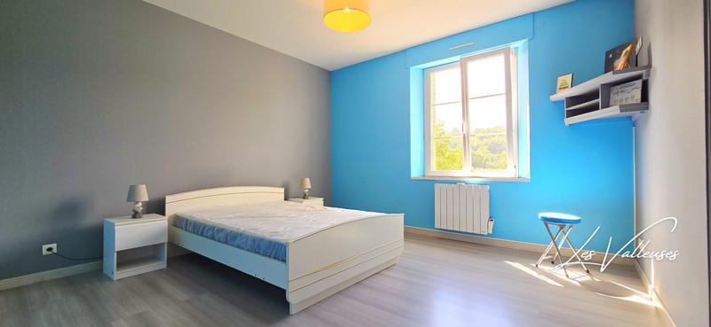 Maison - 213 m² - 8 pièces