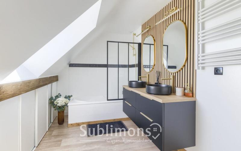 Maison traditionnelle - 116 m² - 6 pièces