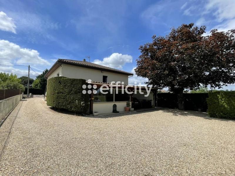 Maison - 160 m² - 5 pièces