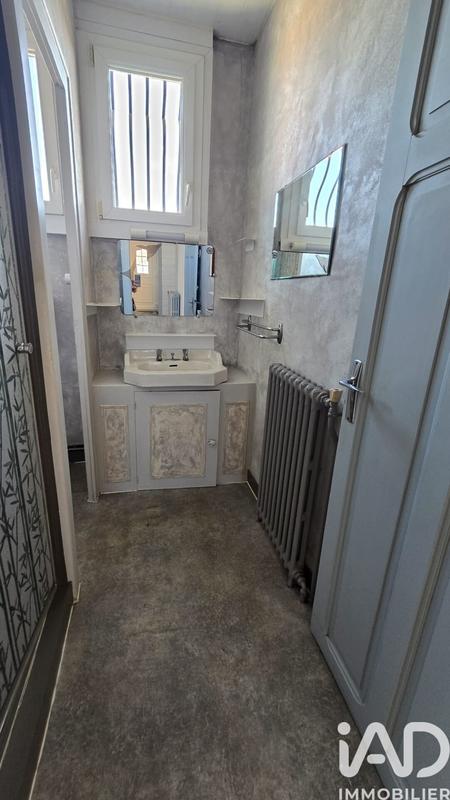 Maison - 99 m² - 5 pièces