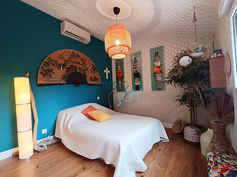 Maison - 152 m² - 6 pièces