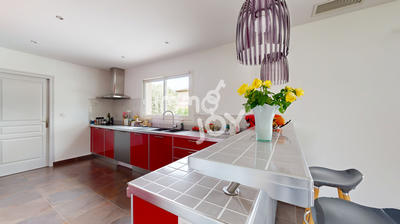 Maison - 144 m² - 4 pièces