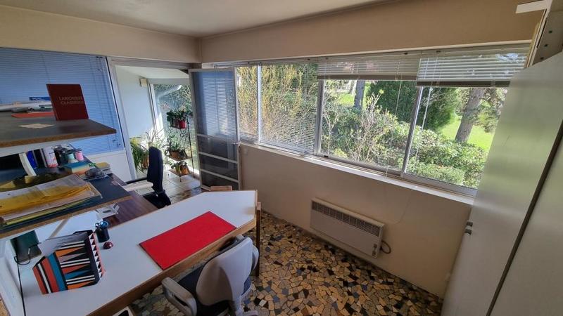 Villa - 214 m² - 6 pièces