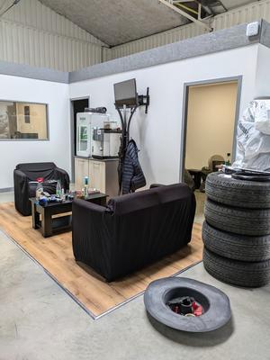 Bureau - 610 m² - 3 pièces