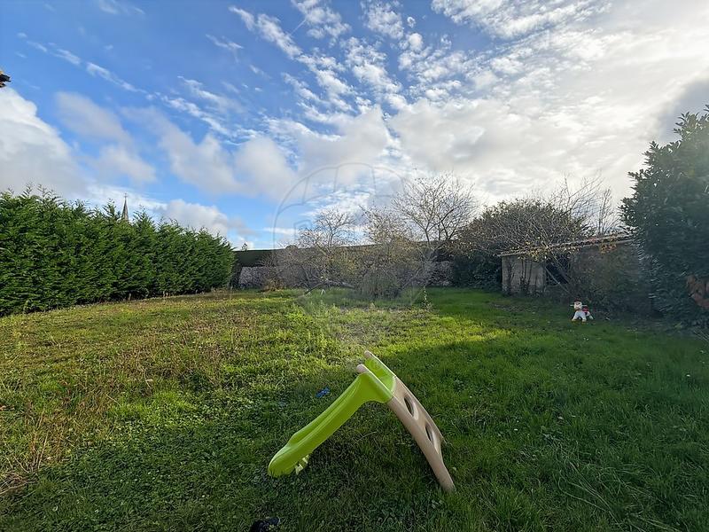 Maison - 122 m² - 4 pièces