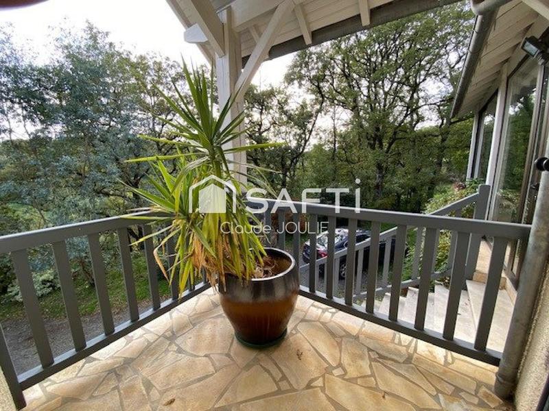 Maison - 177 m² - 5 pièces