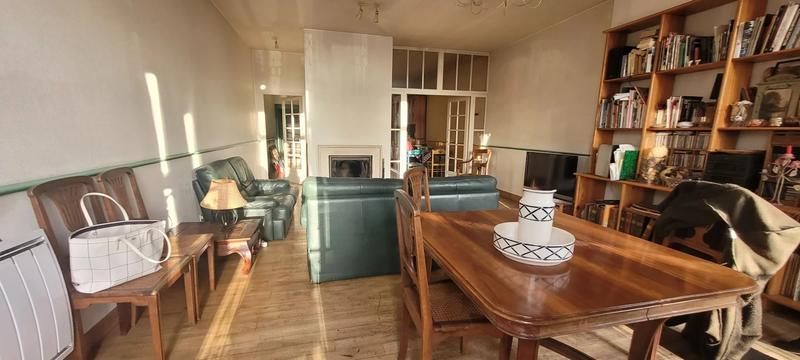 Maison - 232 m² - 6 pièces