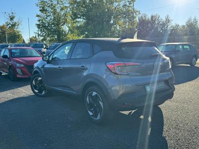 Renault Captur E-Tech full hybrid 160 ch Techno