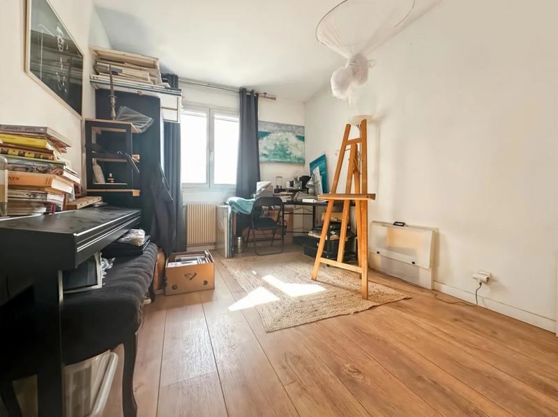 Appartement - 80 m² - 3 pièces