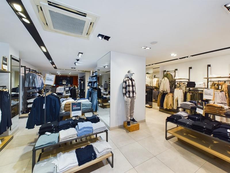 Fonds de commerce - Local commercial - 168 m²