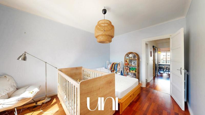 Appartement - 80 m² - 3 pièces