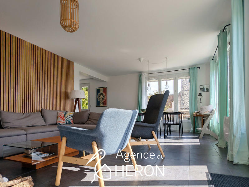 Maison - 151 m² - 7 pièces