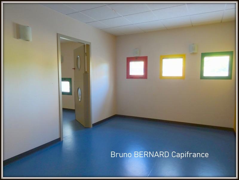 Local commercial - 390 m² - 10 pièces