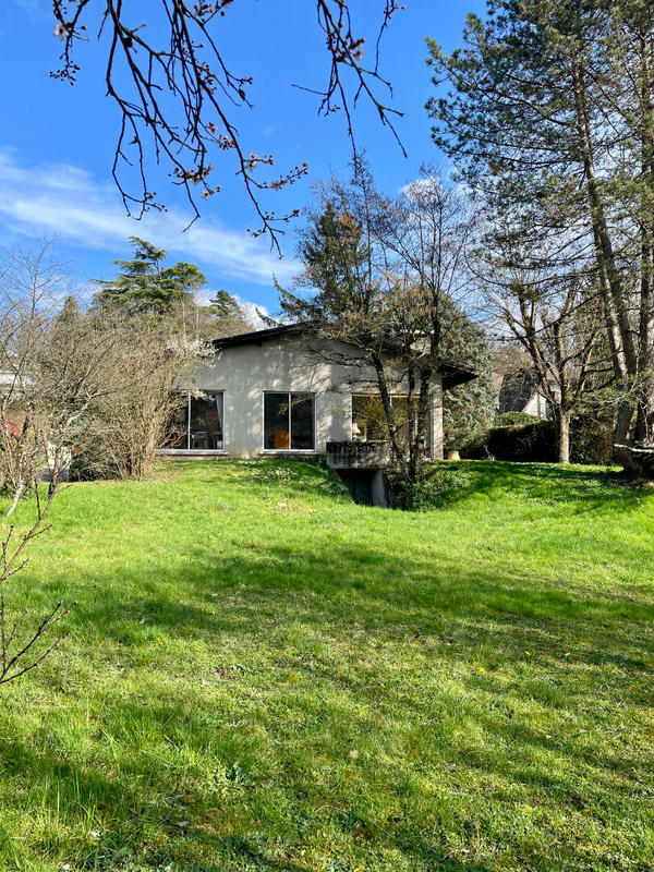 Maison - 152 m² - 7 pièces