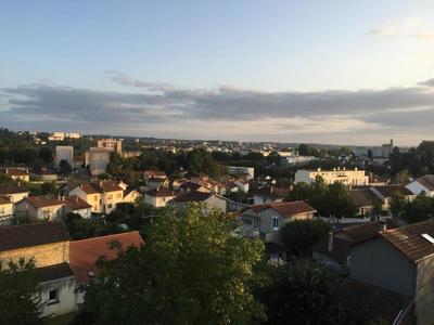 Appartement - 64 m² - 4 pièces