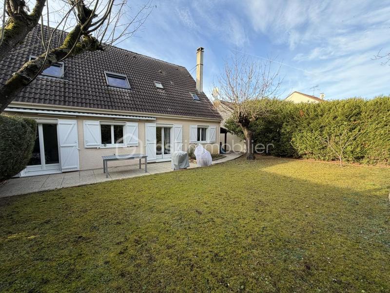 Maison - 167 m² - 7 pièces