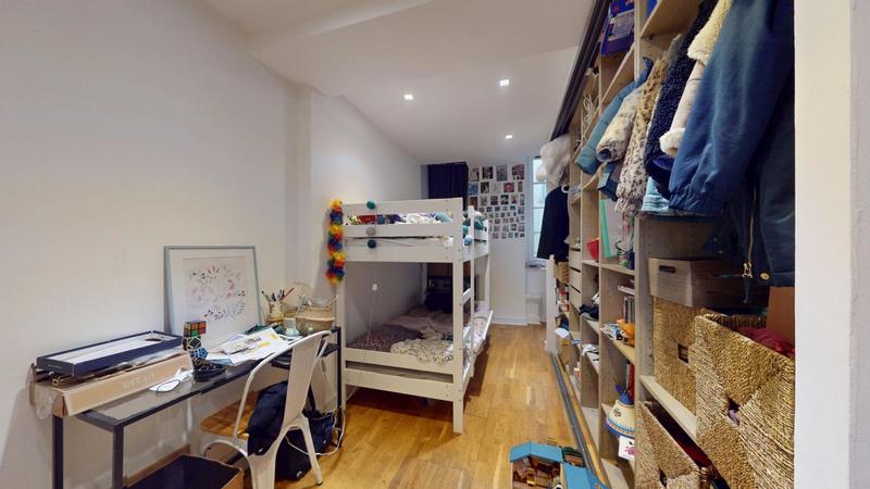 Appartement - 75 m² - 4 pièces