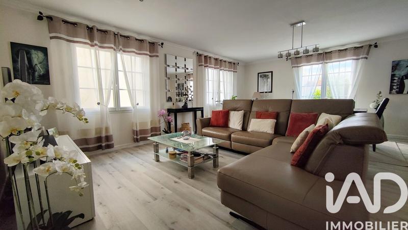 Maison - 122 m² - 5 pièces