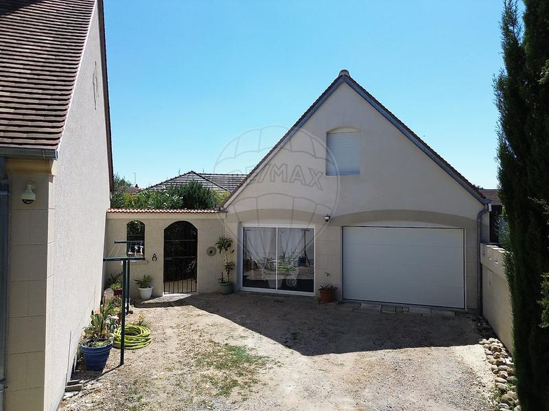 Maison - 193 m² - 6 pièces