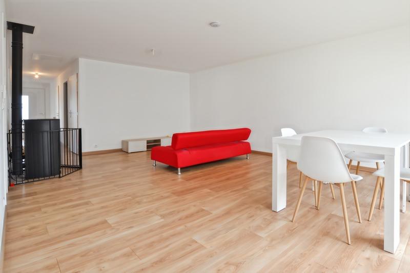 Maison - 93 m² - 5 pièces