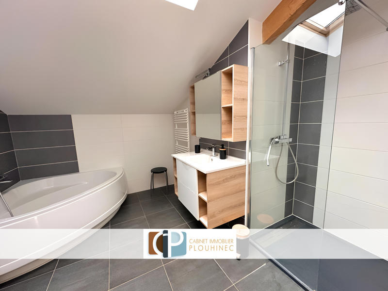 Maison - 130 m² - 4 pièces