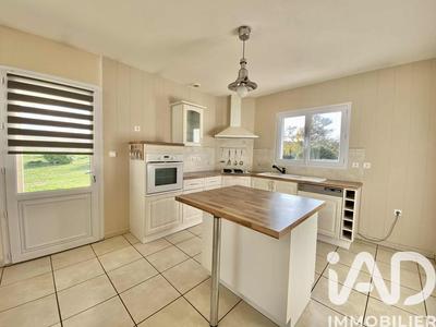 Maison - 159 m² - 7 pièces