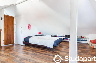 Chambre - 11 m² - 1 pièce