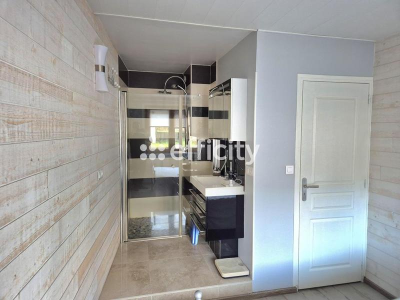 Maison - 142 m² - 7 pièces