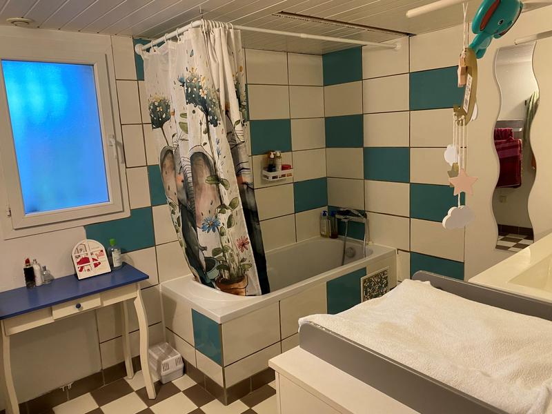 Maison - 92 m² - 4 pièces