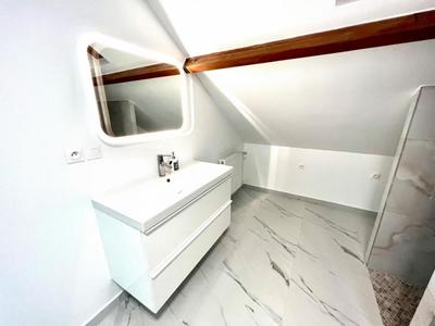 Chambre - 18 m² - 13 pièces