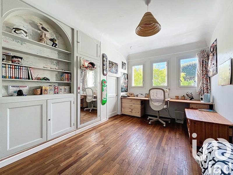 Maison de maîtres - 190 m² - 9 pièces